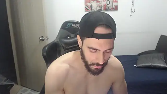 samuelgarcia  online show from December 4, 7:40 am