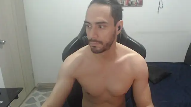 samuelgarcia  online show from January 11, 8:54 am