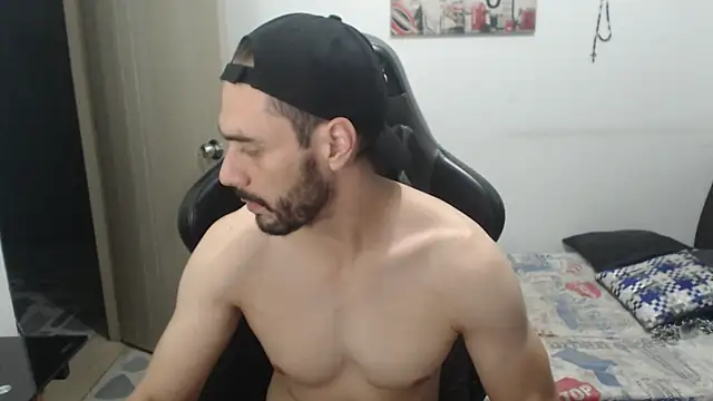 samuelgarcia  online show from October 31, 10:34 am