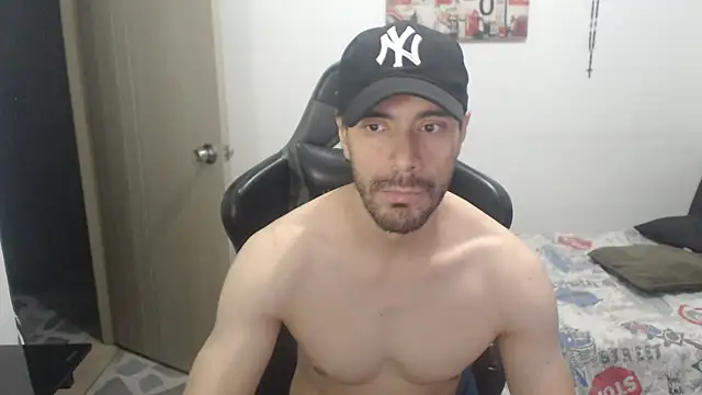 samuelgarcia  online show from July 17, 9:39 am