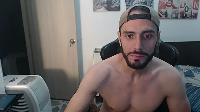 samuelgarcia  online show from March 9, 10:41 am