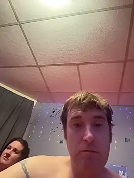 Snapshot of mirandamark2020 chatting on February 11, 6:24 am mirandamark2020 online show from February 11, 6:24 am