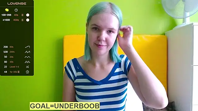 Snapshot of Ultra_Meow chatting on October 30, 11:19 am Ultra Meow online show from October 30, 11:19 am