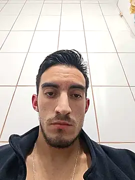 Snapshot of TommyMomentum chatting on September 22, 5:24 am TommyMomentum online show from September 22, 5:24 am