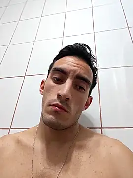 TommyMomentum online show from December 5, 3:38 am