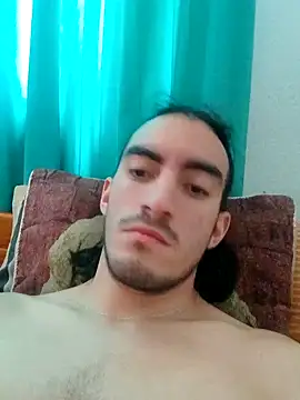 Snapshot of TommyMomentum chatting on January 20, 2:46 pm TommyMomentum online show from January 20, 2:46 pm