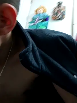 Snapshot of TommyMomentum chatting on October 12, 5:20 am TommyMomentum online show from October 12, 5:20 am