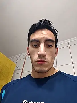 Snapshot of TommyMomentum chatting on October 3, 4:58 am TommyMomentum online show from October 3, 4:58 am