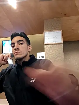 TommyMomentum online show from March 7, 3:57 am