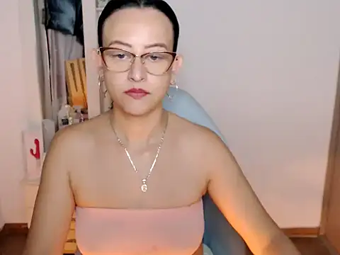 Snapshot of BOREAL_MOON chatting on June 25, 2:09 am BOREAL MOON online show from June 25, 2:09 am