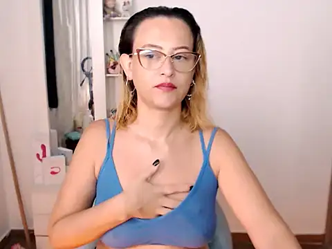 BOREAL MOON online show from March 9, 5:05 pm