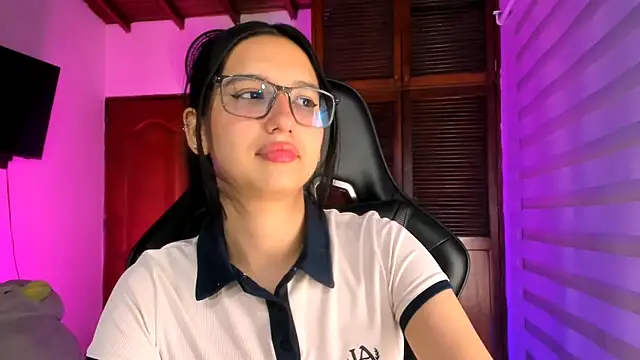 Luniverse online show from November 7, 2:27 am