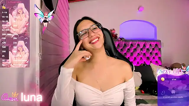 Luniverse online show from April 13, 7:07 pm