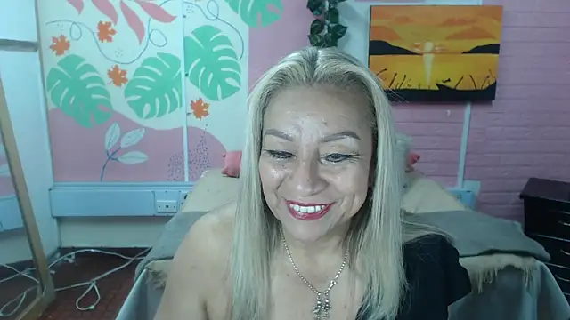 ZAMANTHA online show from April 17, 3:37 pm