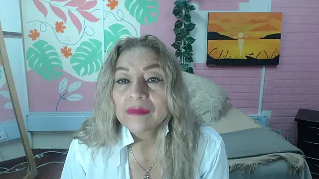 ZAMANTHA online show from November 17, 3:27 pm