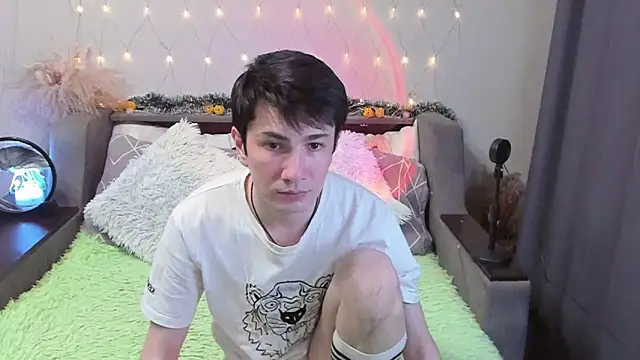 Snapshot of Yumi_steve chatting on November 27, 3:34 pm Yumi steve online show from November 27, 3:34 pm