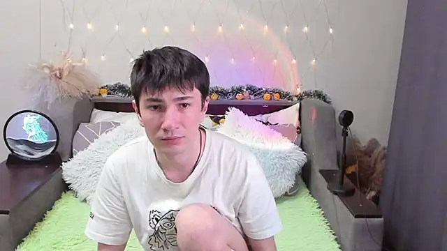 Snapshot of Yumi_steve chatting on October 27, 6:20 pm Yumi steve online show from October 27, 6:20 pm