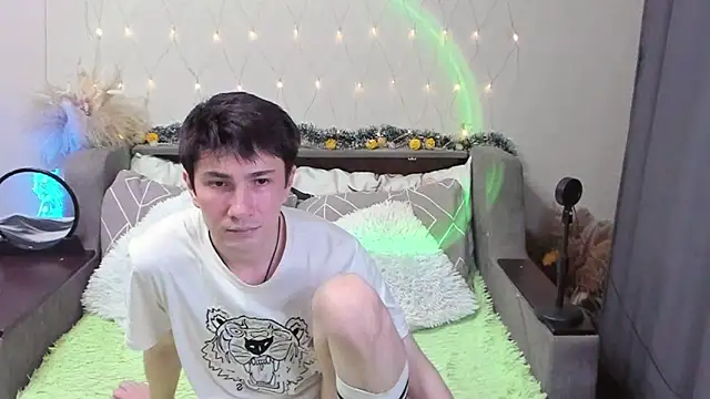 Snapshot of Yumi_steve chatting on November 1, 11:48 am Yumi steve online show from November 1, 11:48 am