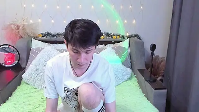 Snapshot of Yumi_steve chatting on November 18, 4:43 pm Yumi steve online show from November 18, 4:43 pm