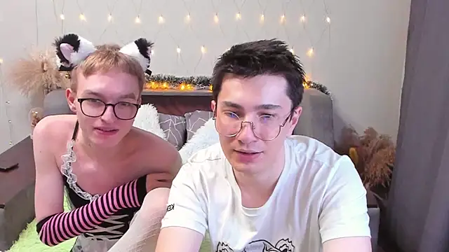 Yumi steve online show from March 16, 7:38 pm