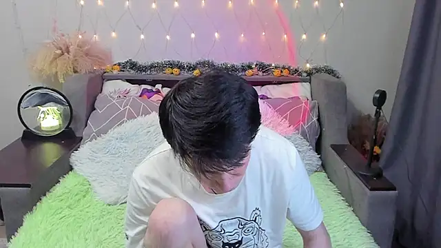 Snapshot of Yumi_steve chatting on December 16, 5:06 pm Yumi steve online show from December 16, 5:06 pm