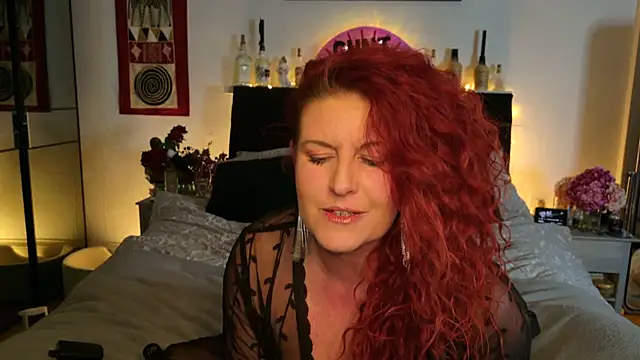 SultrySavannah online show from March 28, 8:21 pm