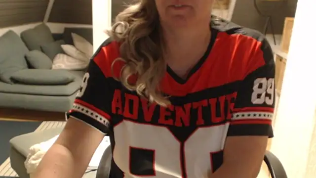 KimMitchelli online show from February 18, 6:00 am