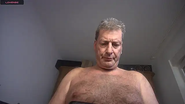 iliebetights online show from November 20, 2:34 am