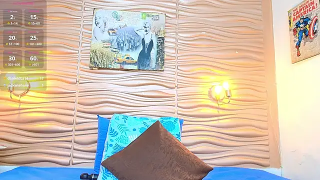 mia pineda online show from October 26, 4:29 pm