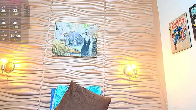 mia pineda online show from November 4, 8:01 pm