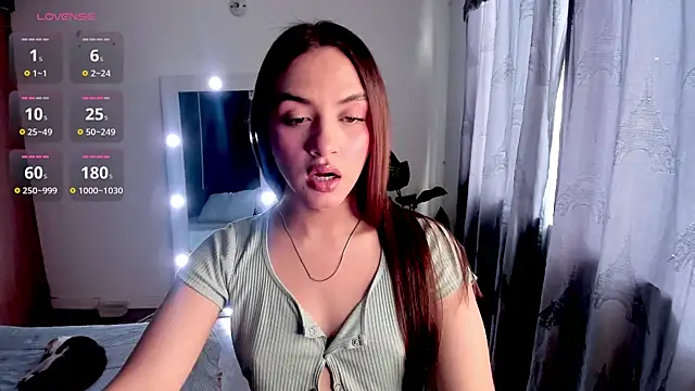 Snapshot of valen_thompson chatting on July 4, 10:03 pm valen thompson online show from July 4, 10:03 pm