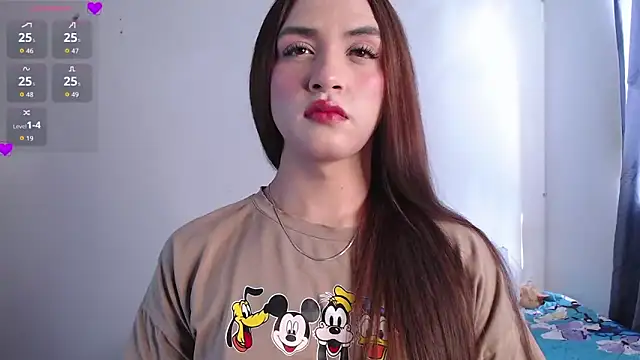 valen thompson online show from March 31, 7:38 pm