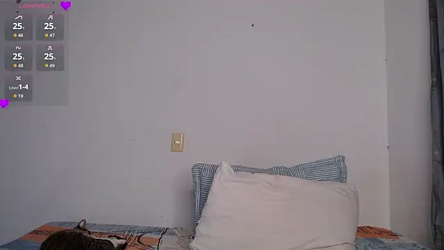 valen thompson online show from February 17, 11:24 pm