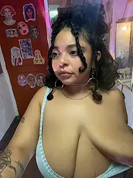 Snapshot of PrincessLauren420 chatting on March 3, 4:15 pm PrincessLauren420 online show from March 3, 4:15 pm
