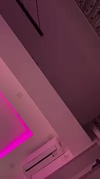 mollyxxx online show from April 9, 2:46 am