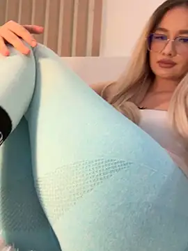 mollyxxx online show from February 7, 1:57 am