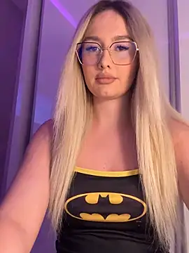 mollyxxx online show from April 6, 3:35 am