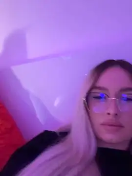 mollyxxx online show from November 2, 1:10 am