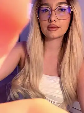 mollyxxx online show from January 8, 2:28 am