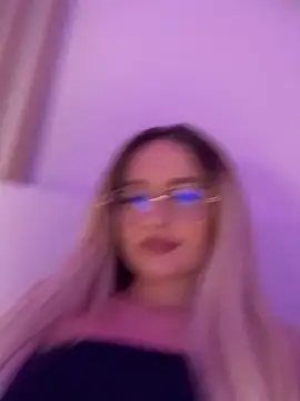 mollyxxx online show from February 26, 12:43 am