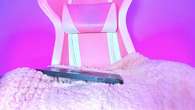 KataFerreira777 online show from July 16, 11:46 pm