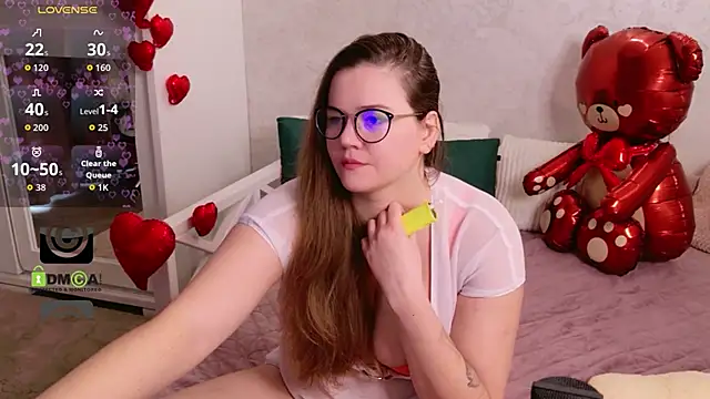 KellyKleine online show from February 11, 6:57 am