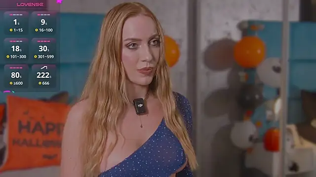 RockQueen A online show from November 1, 4:56 pm