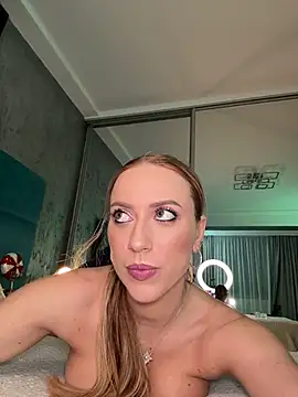 RockQueen A online show from December 2, 4:58 am