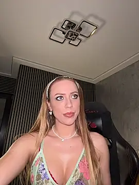 RockQueen A online show from January 14, 5:33 am