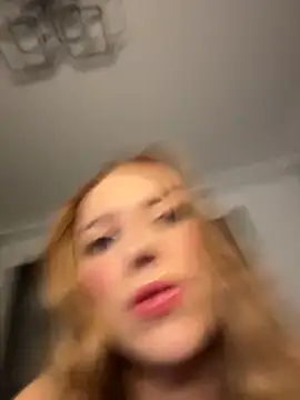 RockQueen A online show from November 19, 4:01 am