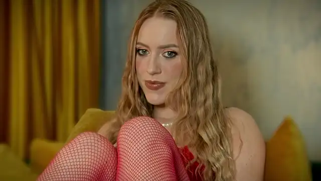 RockQueen A online show from November 18, 4:16 am