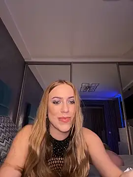 RockQueen A online show from February 3, 5:16 am