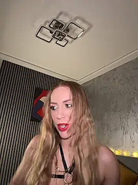 RockQueen A online show from November 30, 5:08 am