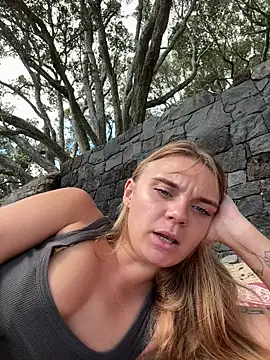 jessieamy online show from November 10, 9:31 pm